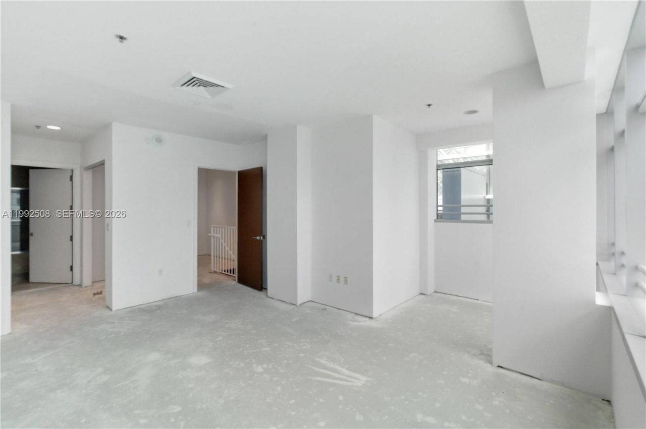 1395 Brickell Ave , Unit 3407, Miami, FL 33131 Photo