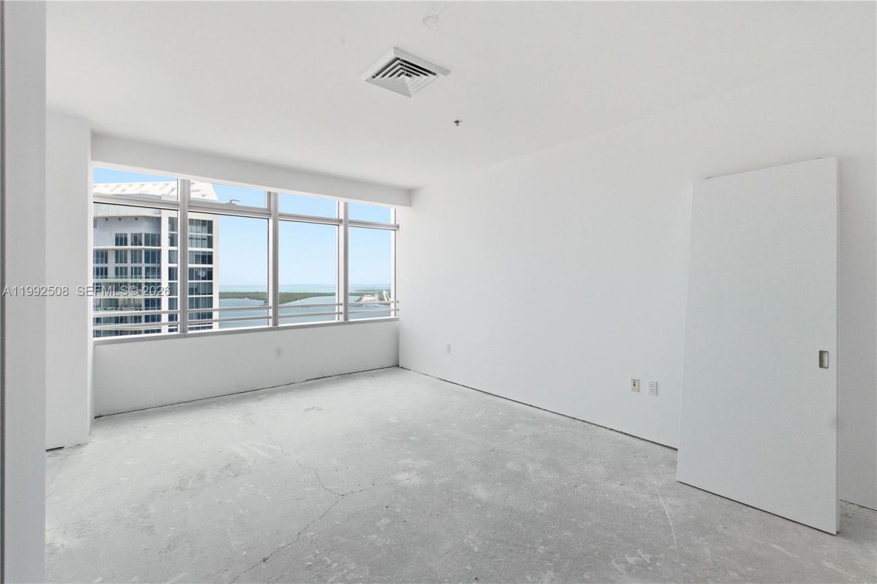 1395 Brickell Ave , Unit 3407, Miami, FL 33131 Photo