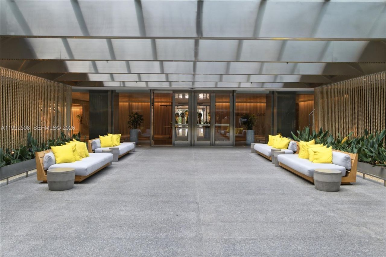 1395 Brickell Ave , Unit 3407, Miami, FL 33131 Photo