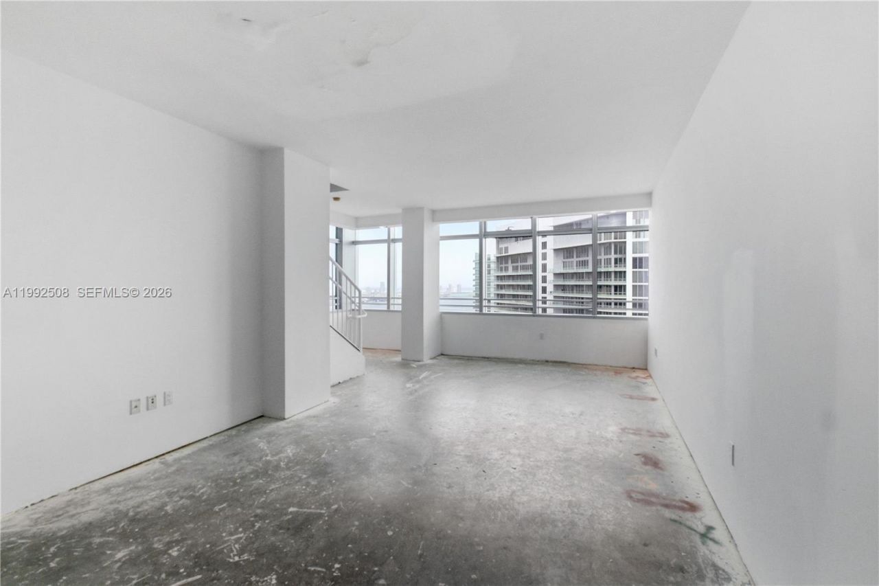 1395 Brickell Ave , Unit 3407, Miami, FL 33131 Photo