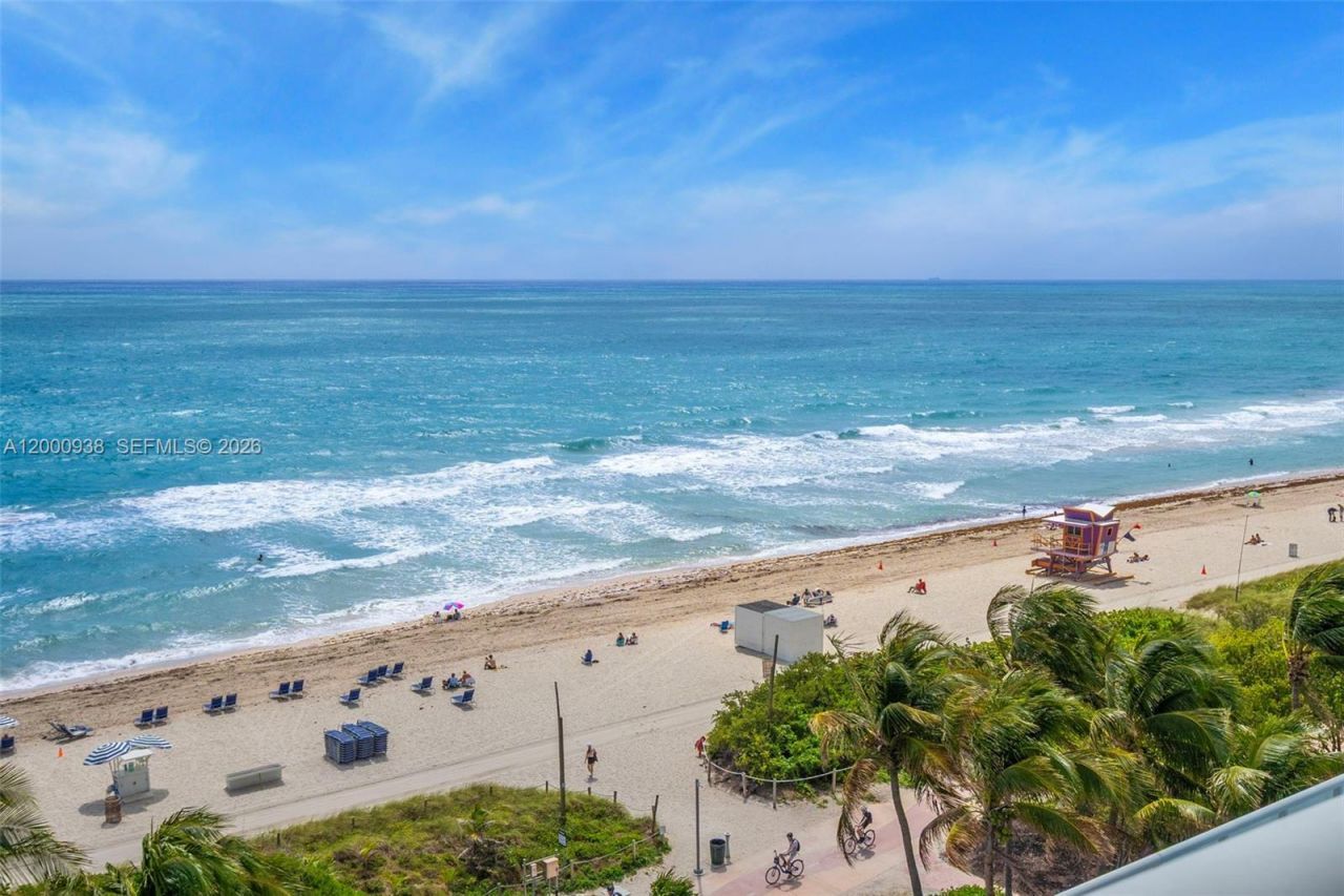 6515 Collins Ave, Unit 802, Miami Beach, FL 33141 Photo