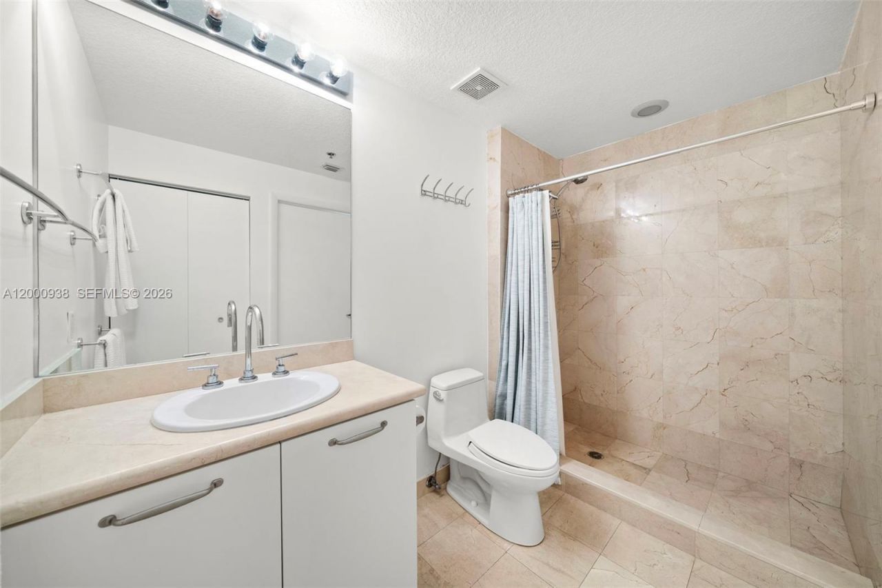 6515 Collins Ave, Unit 802, Miami Beach, FL 33141 Photo