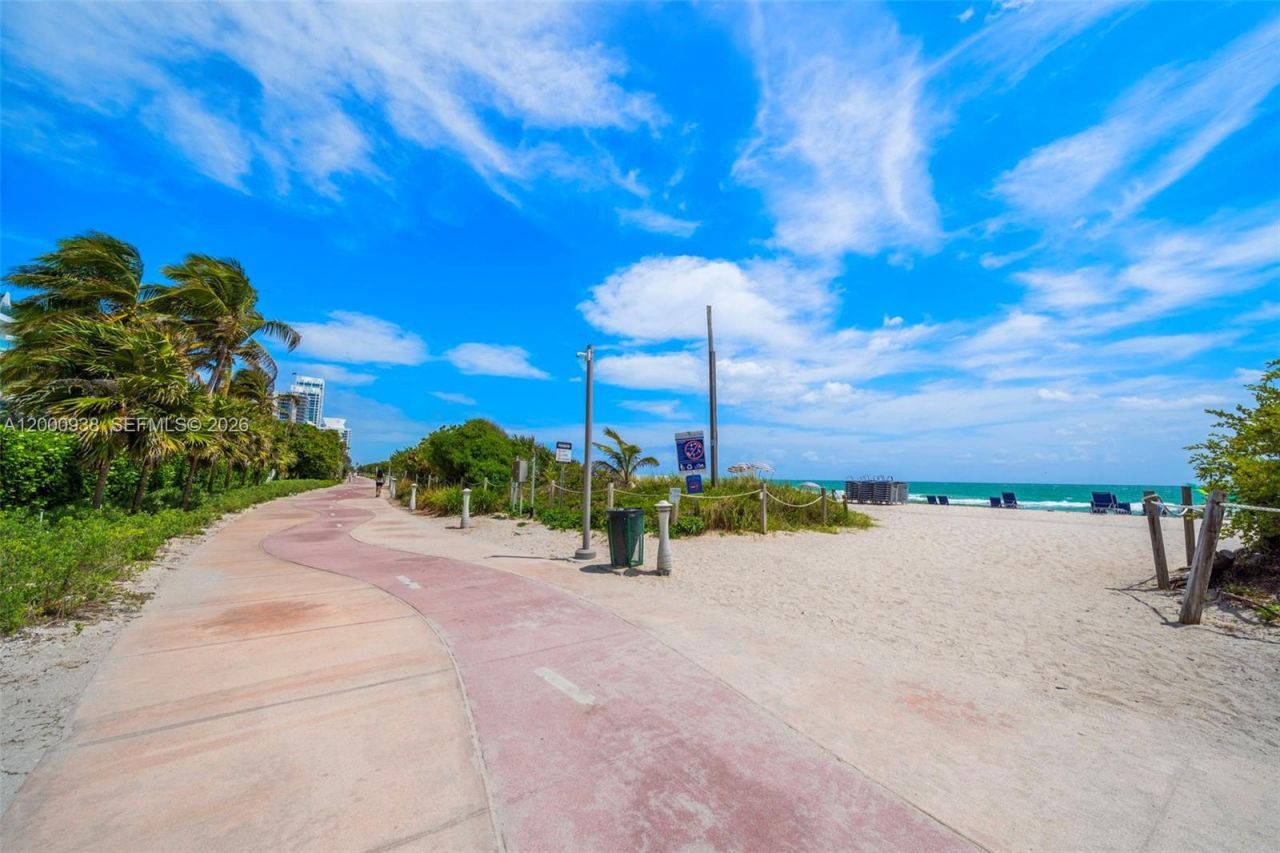 6515 Collins Ave, Unit 802, Miami Beach, FL 33141 Photo