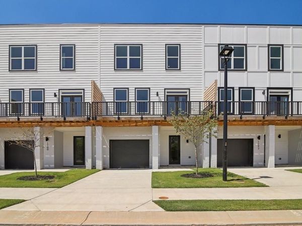 1096 Glen Opal Drive , Decatur, GA 30032