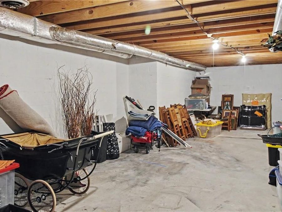 Property Image 100