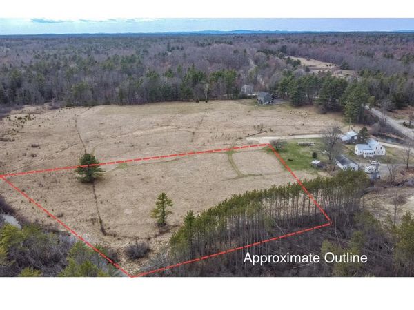 12 Bumblebee Road, Gorham, ME 04038