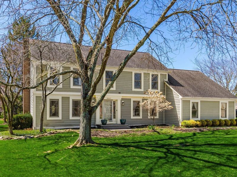 5647 Loch Broom Circle, Dublin, OH 43017 Photo 1