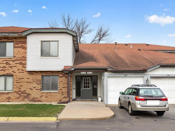 20 94th Circle NW, Unit 203NW, Coon Rapids, MN 55448