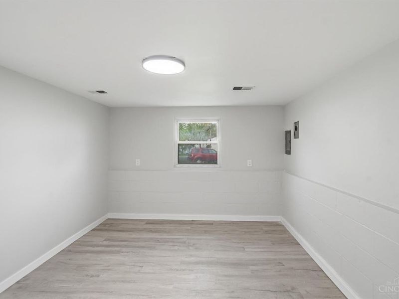 10380 Hawkhurst Drive, Colerain Township, OH 45231 Photo 32