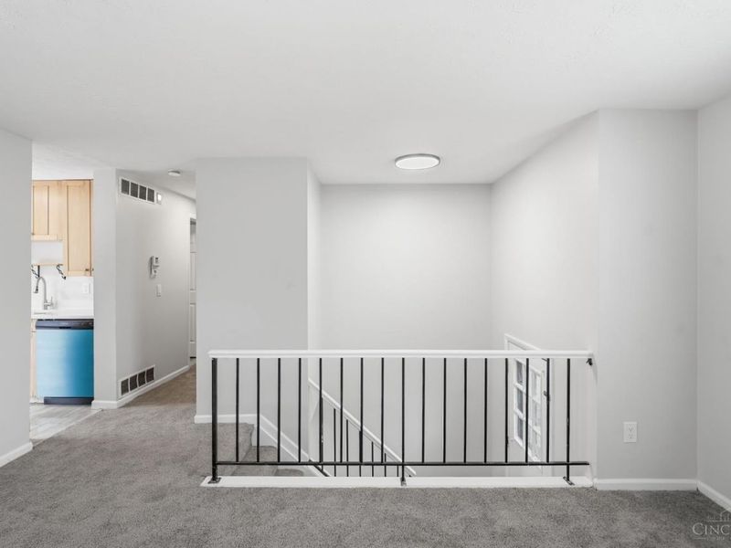 10380 Hawkhurst Drive, Colerain Township, OH 45231 Photo 8