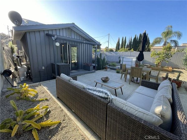 167 Garden N, Ventura, CA 93001
