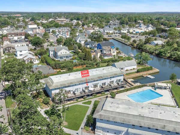 3004 Mitchell Road , Westhampton Beach, NY 11978