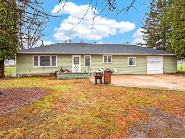 N5121 36TH DRIVE, Fremont, WI 54940