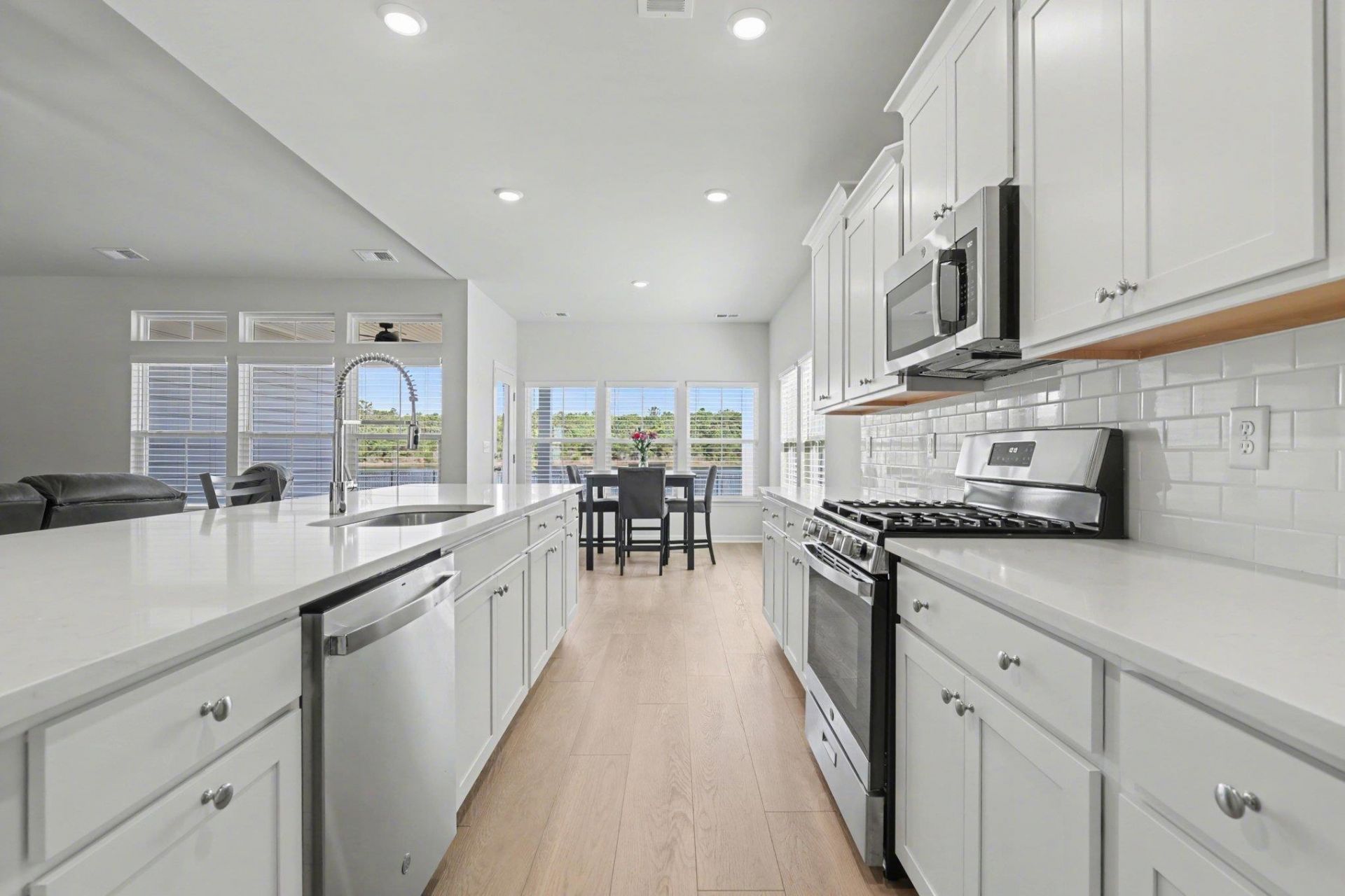 6024 Zoe Way Photo 14