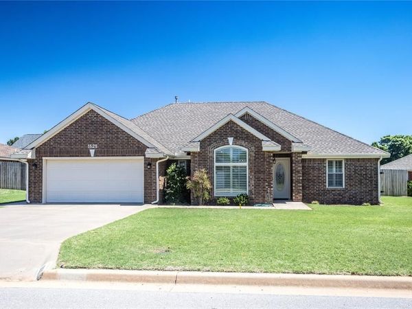 1828 Linwood , Weatherford, OK 73096