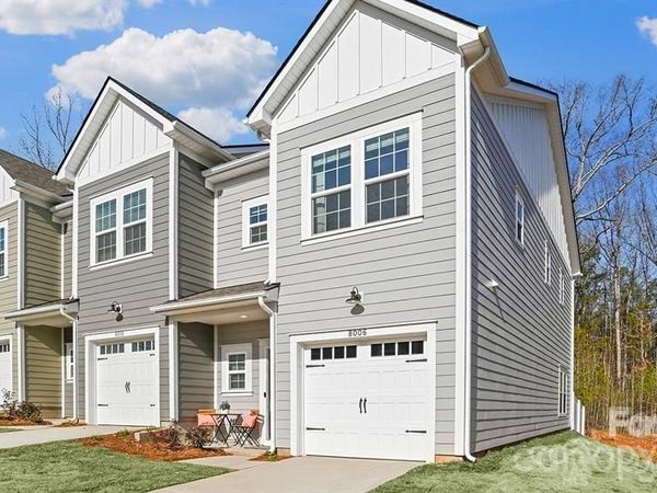 9100 Bluedale Road , Unit Beechwood , Charlotte, NC 28216