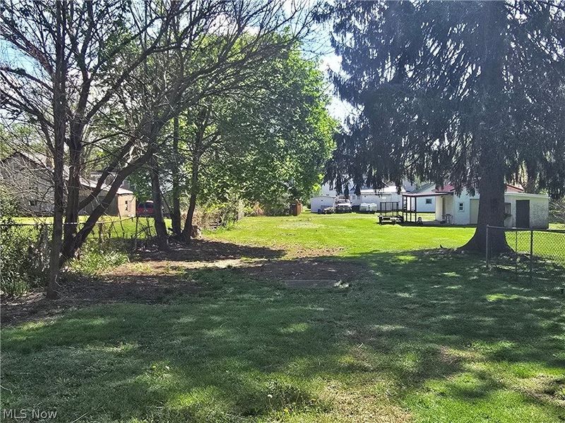 438 N 9th Street , Coshocton, OH 43812 Photo 14