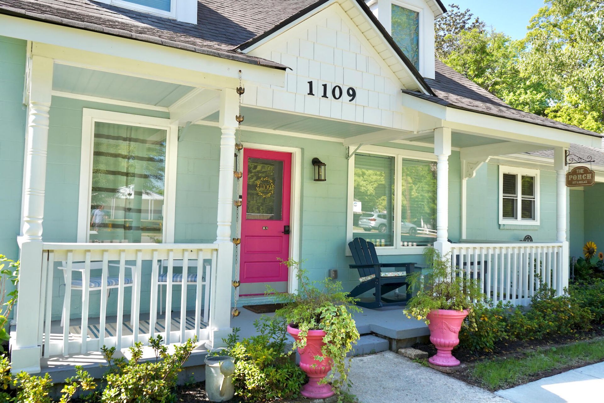 1109 Berkeley Street Photo 1