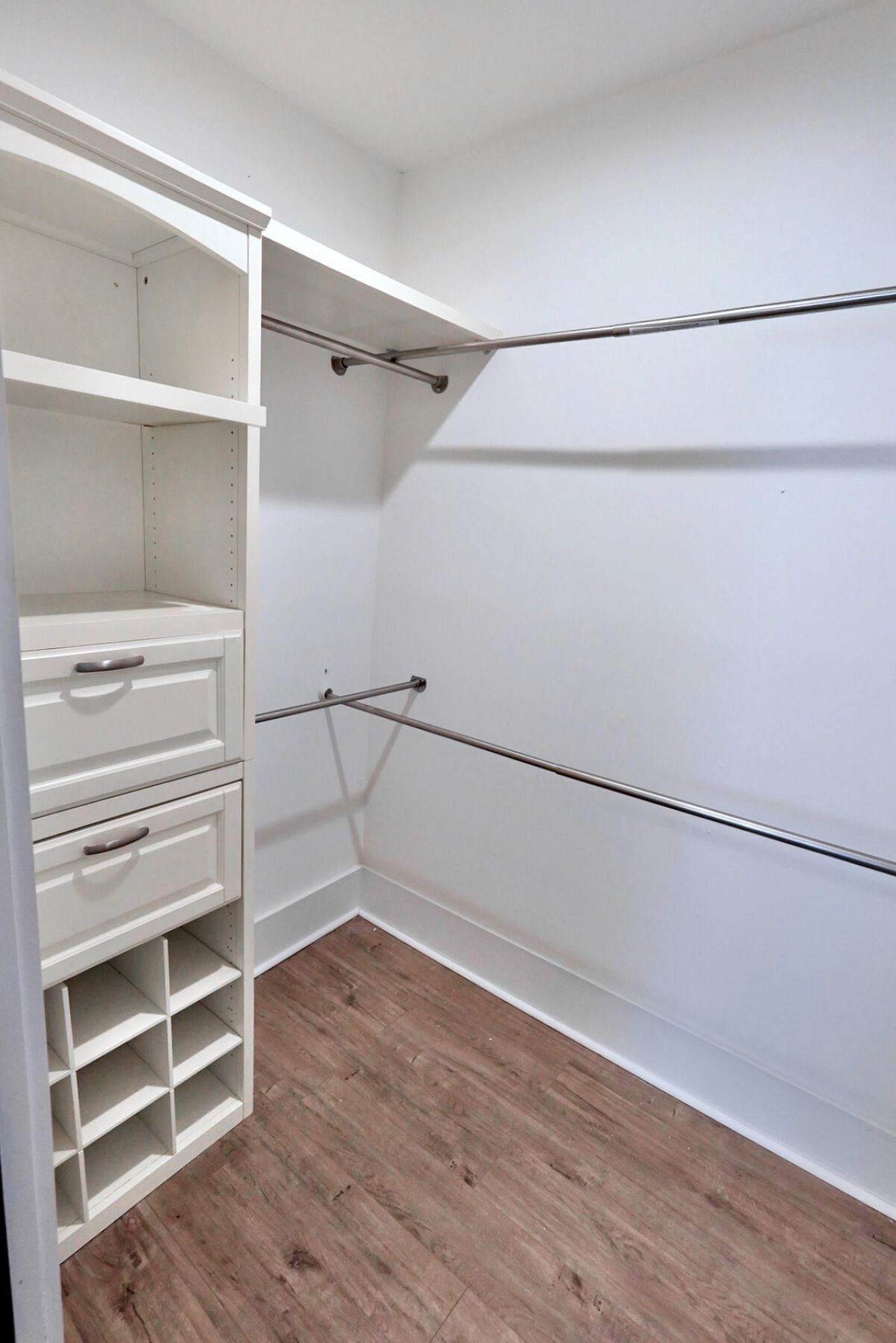 1109 Berkeley Street Photo 16