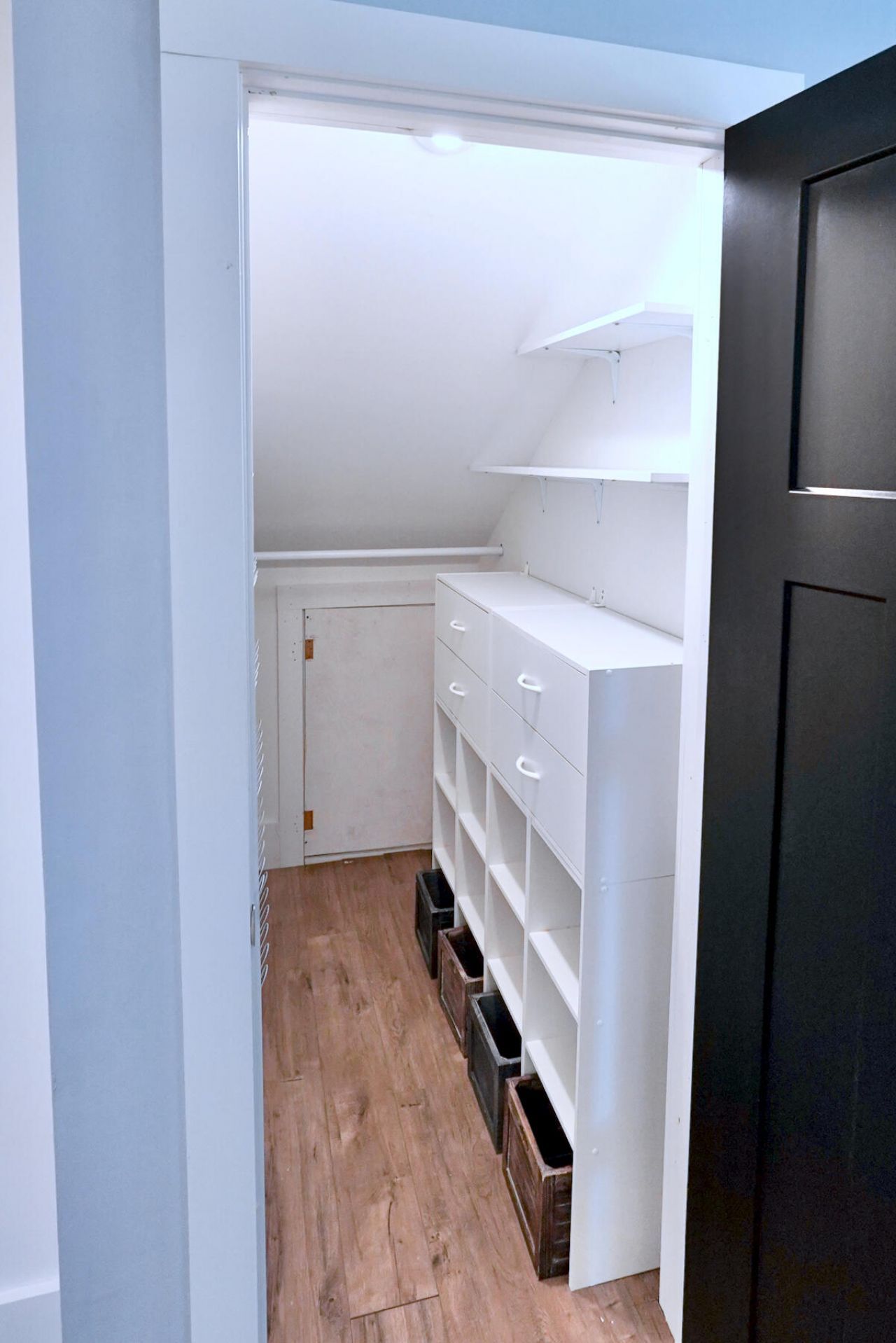 1109 Berkeley Street Photo 17