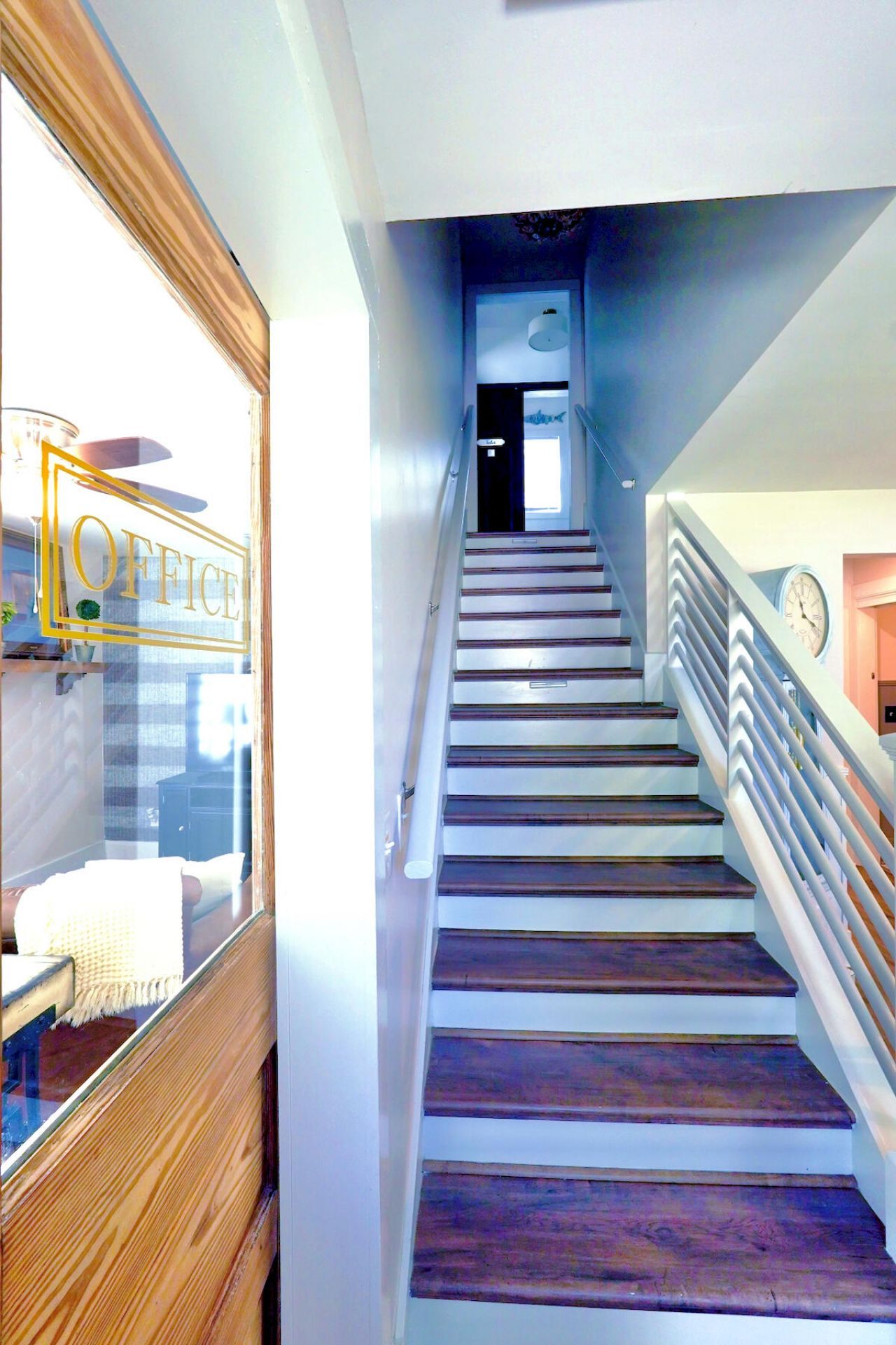 1109 Berkeley Street Photo 19