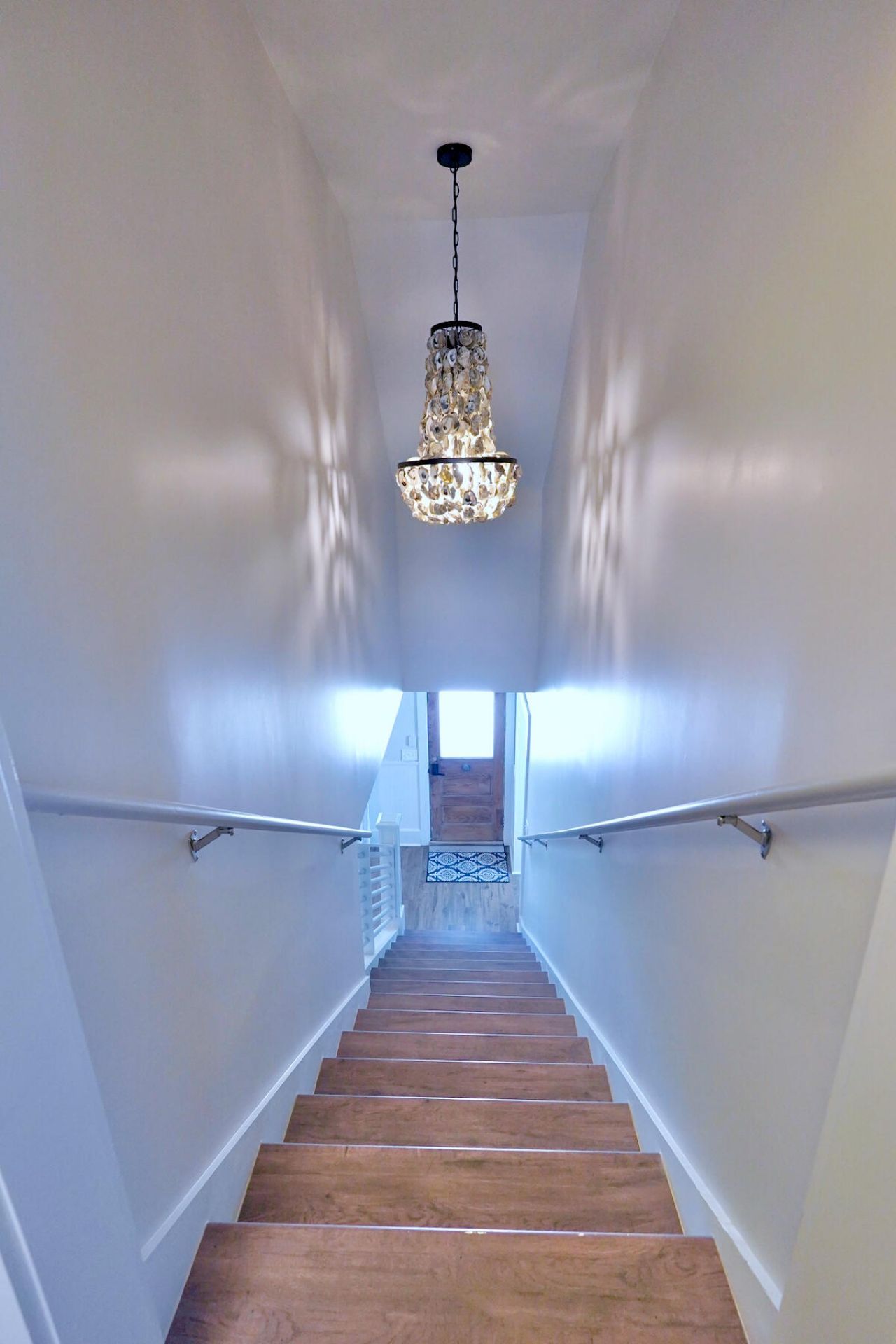 1109 Berkeley Street Photo 26