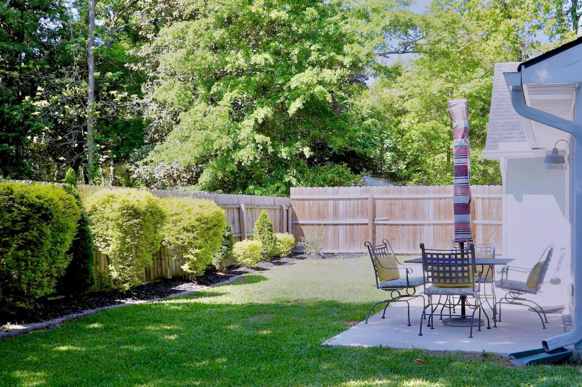 1109 Berkeley Street Photo 30