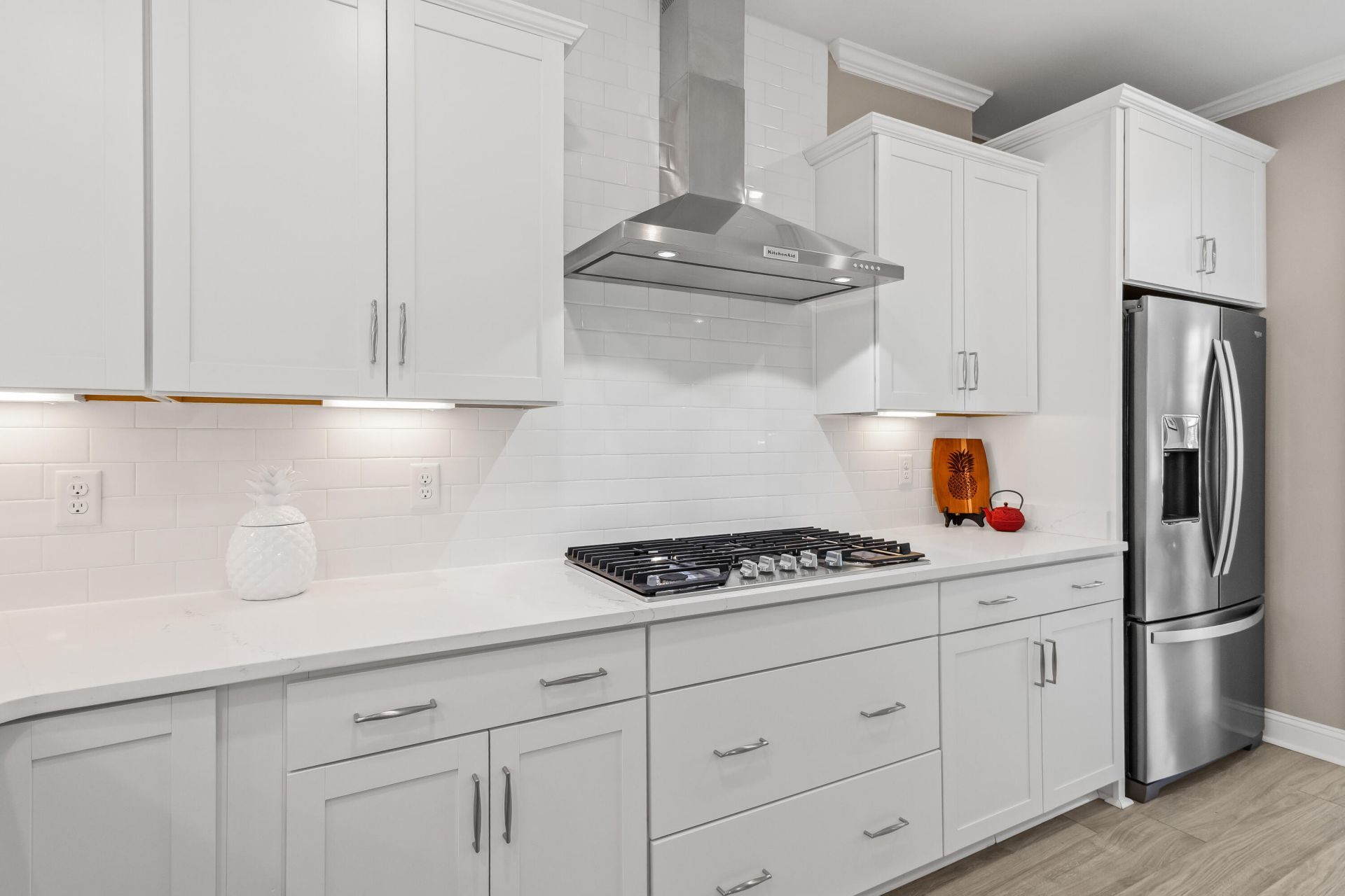 216 Symphony Avenue Photo 13