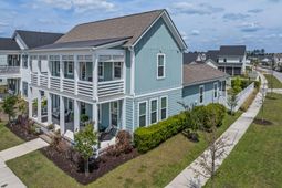 216 Symphony Avenue photo 4