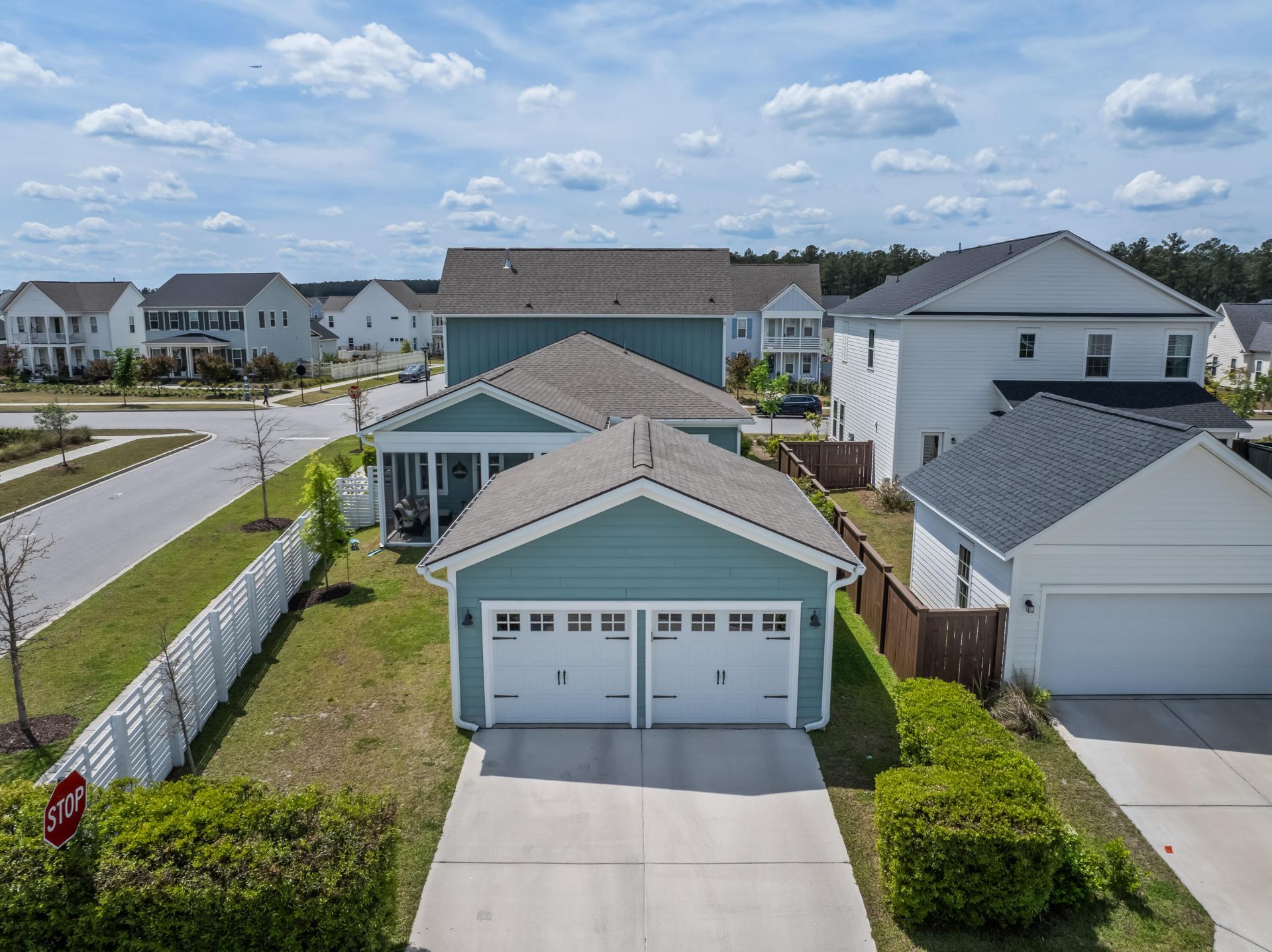 216 Symphony Avenue Photo 35