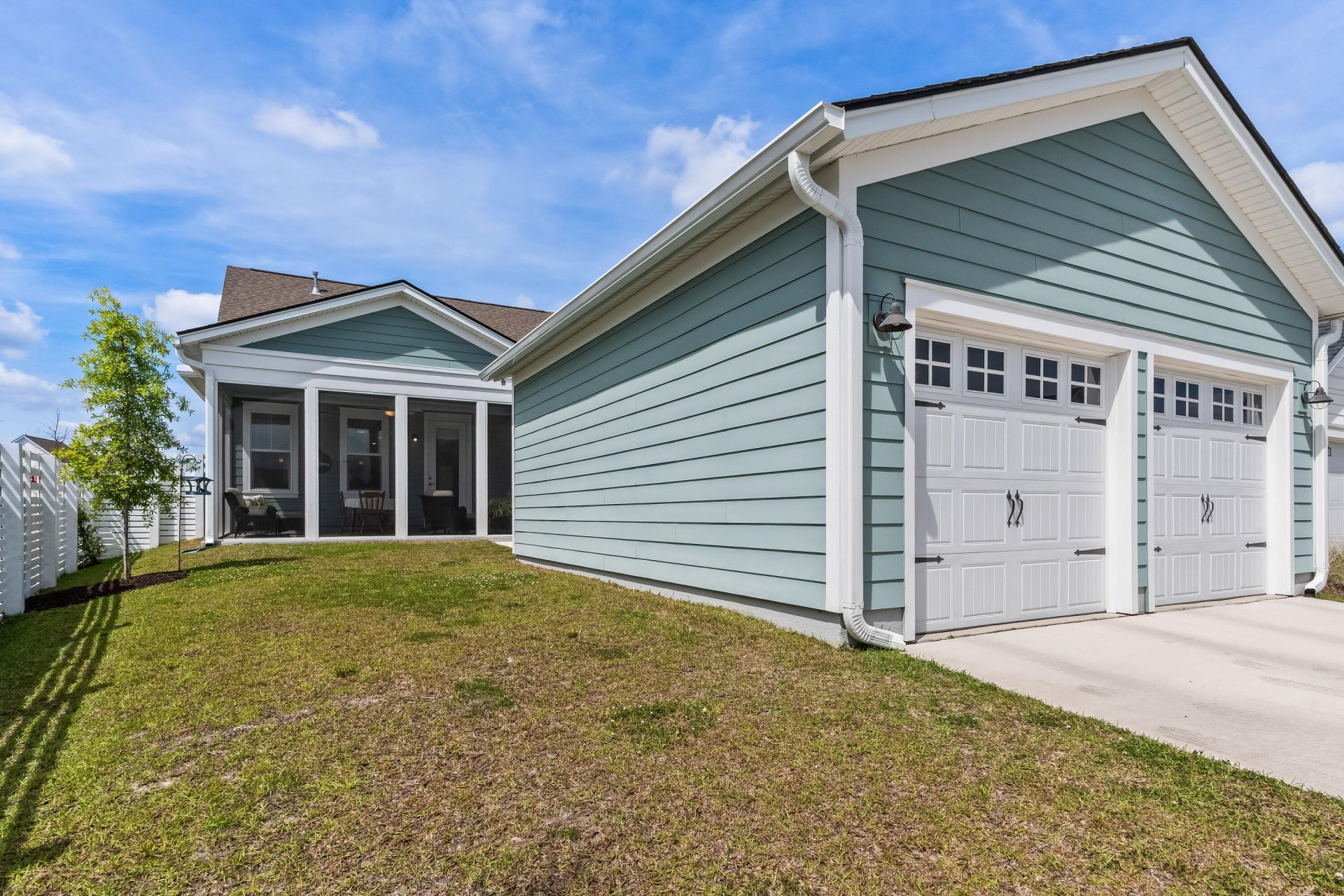 216 Symphony Avenue Photo 36