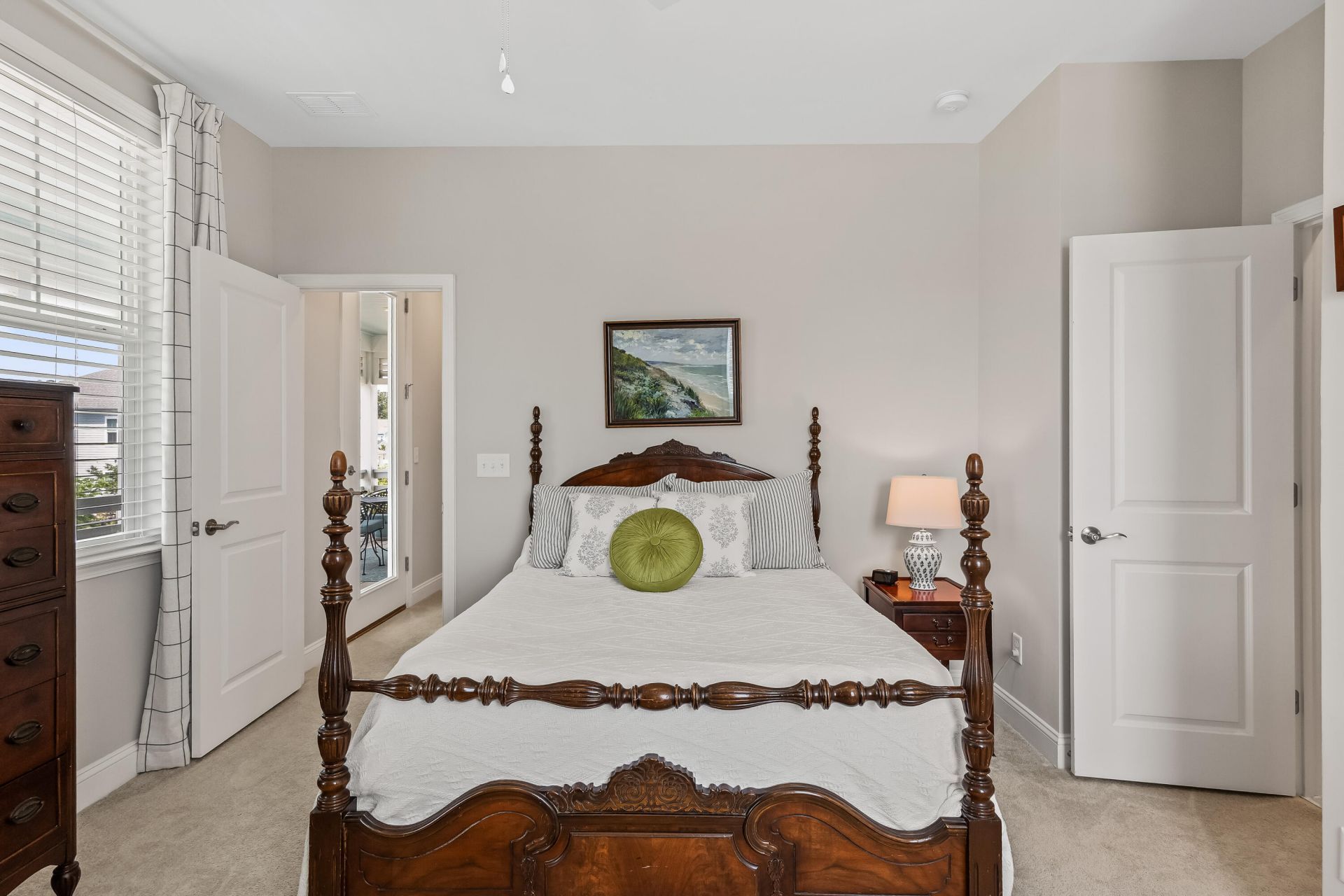 216 Symphony Avenue Photo 41