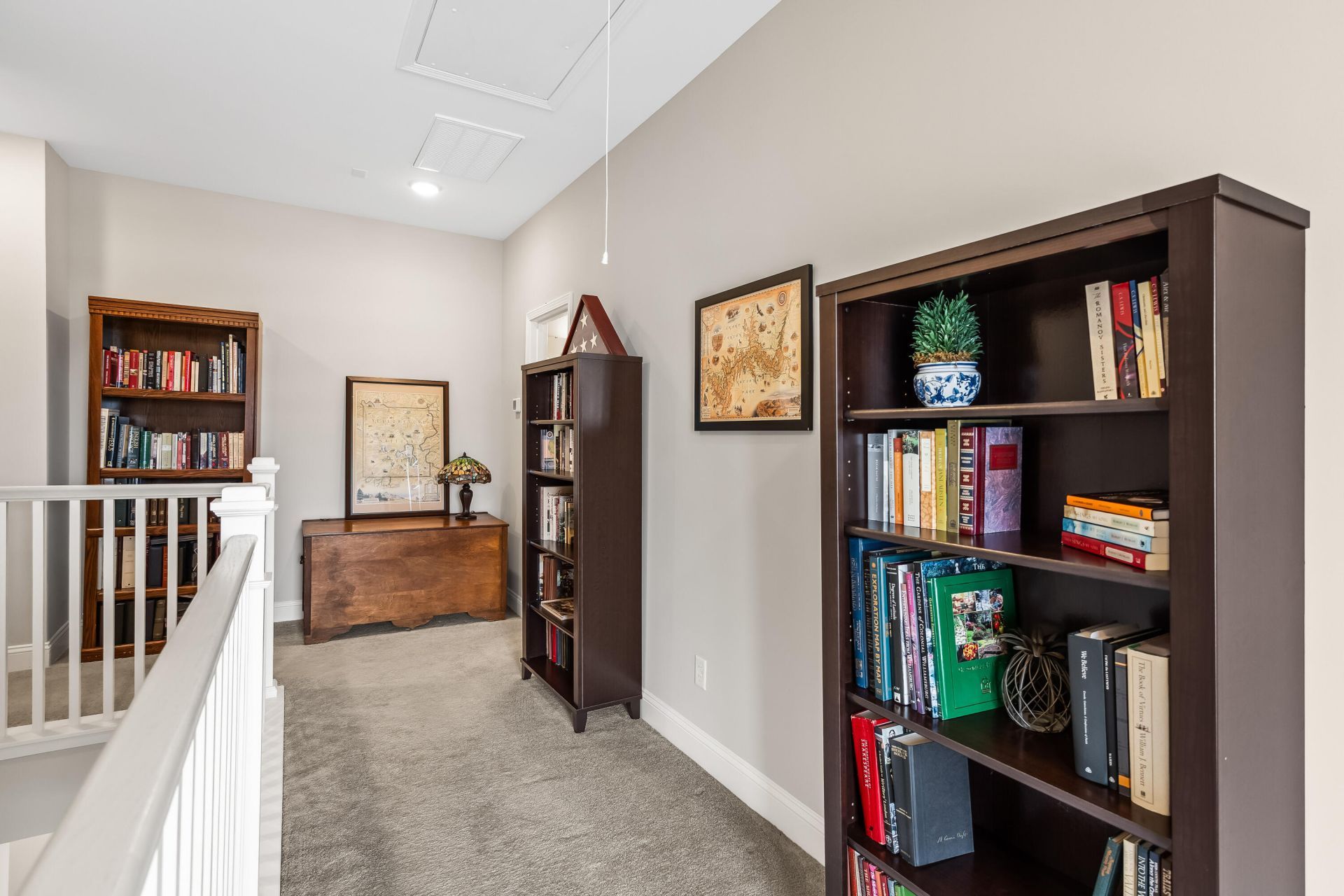 216 Symphony Avenue Photo 43