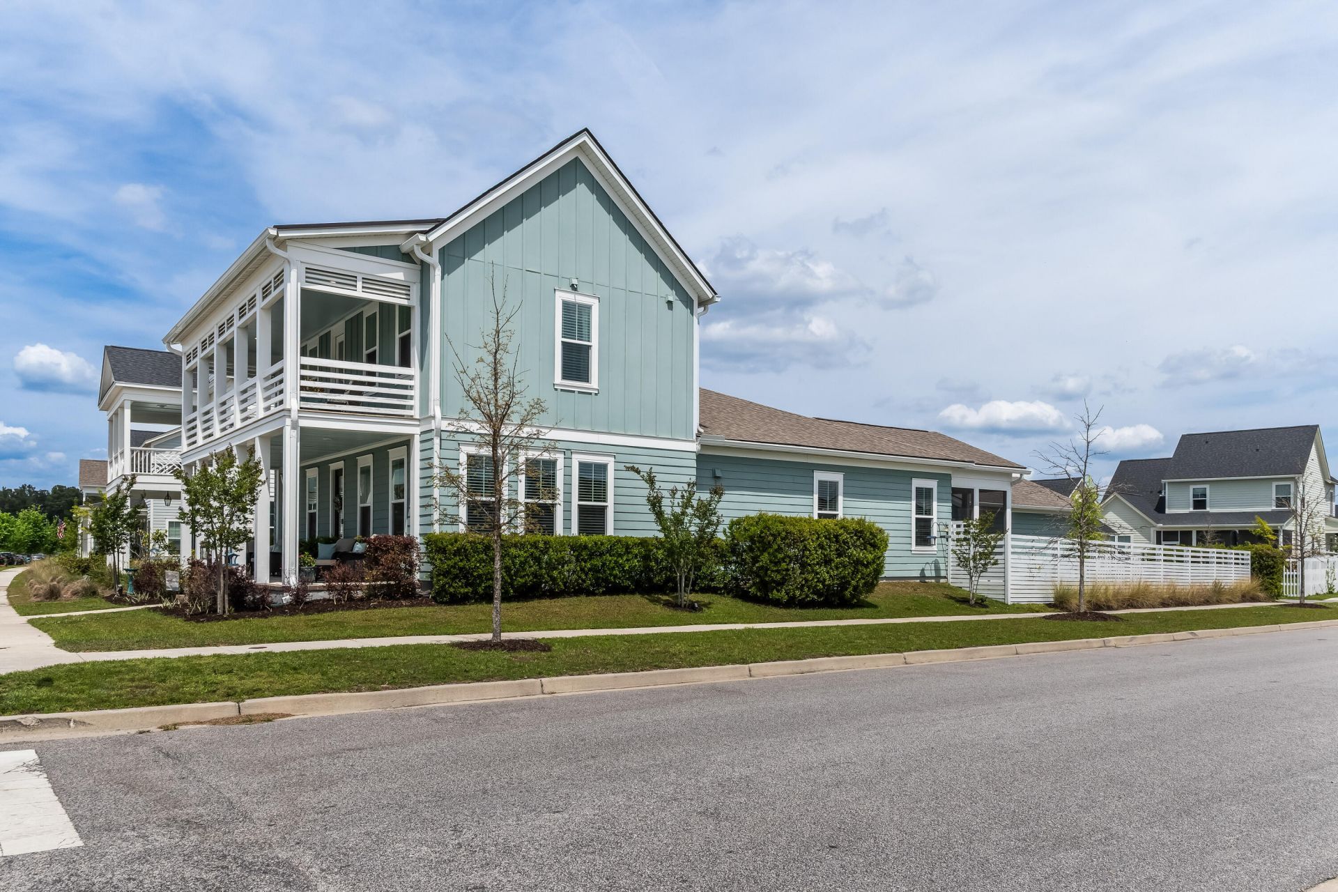 216 Symphony Avenue Photo 56