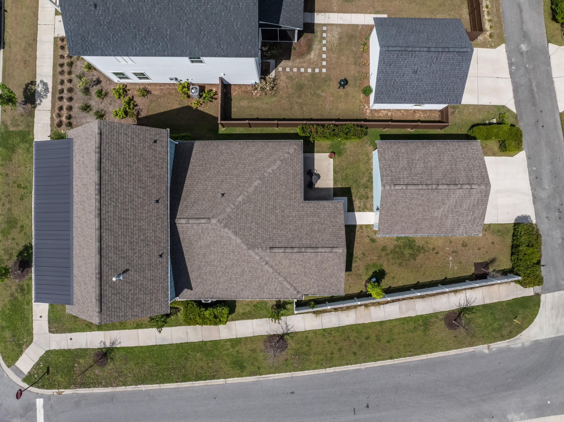 216 Symphony Avenue Photo 58