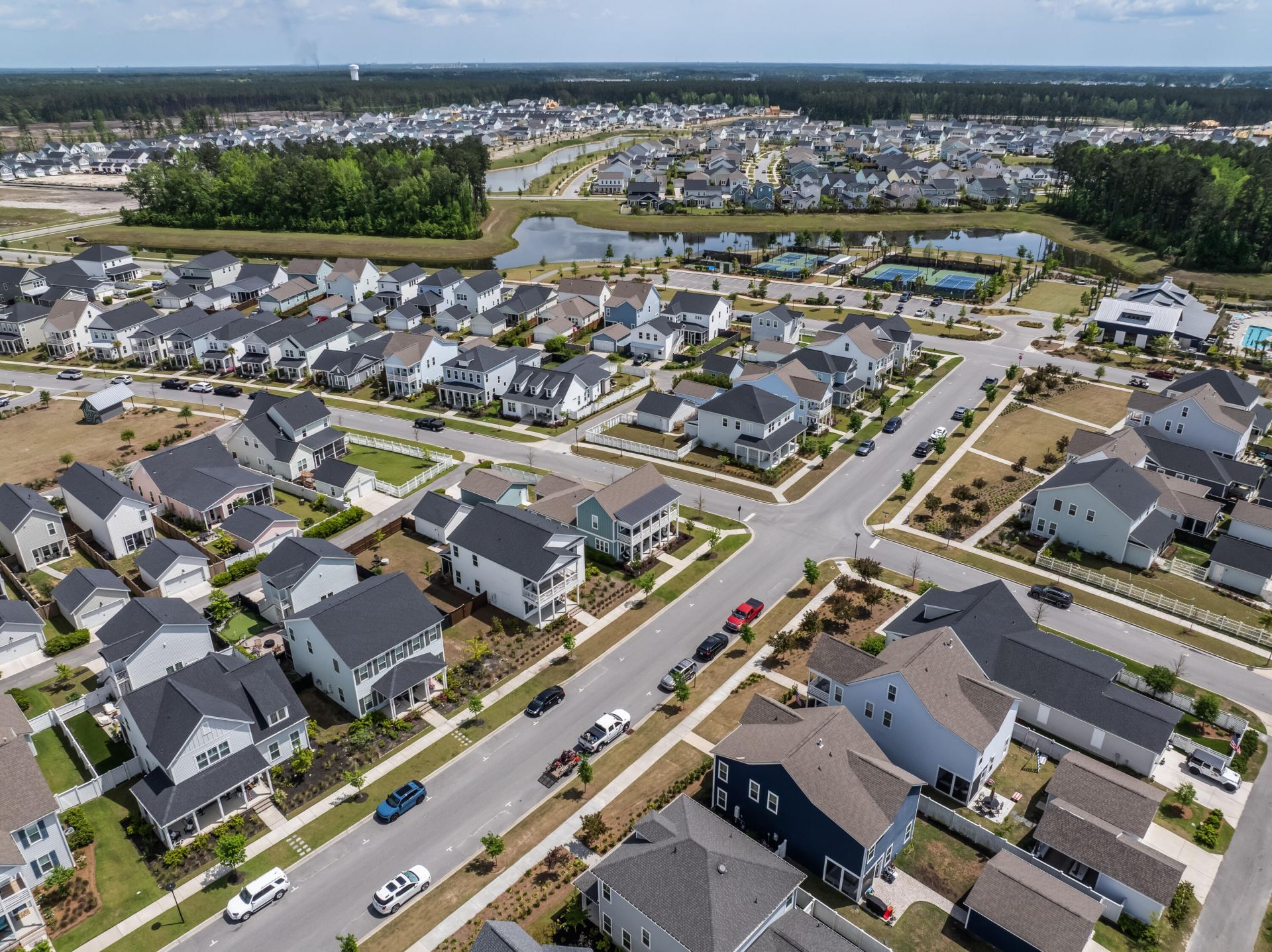 216 Symphony Avenue Photo 59