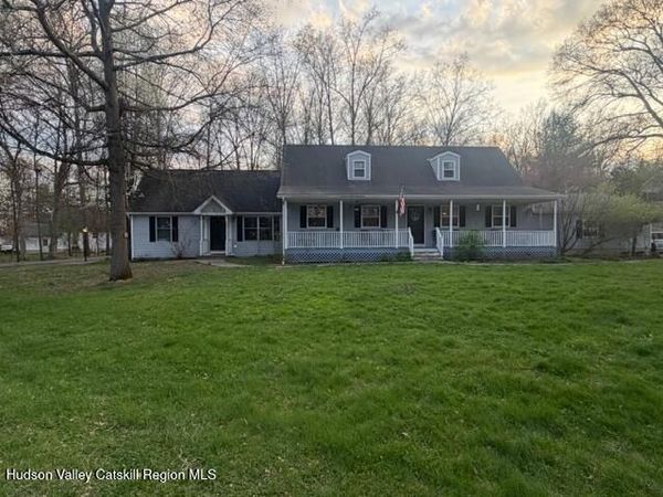 18 Elizabeth Drive, Tivoli, NY 12583