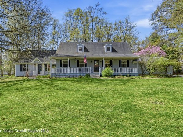 18 Elizabeth Drive, Tivoli, NY 12583