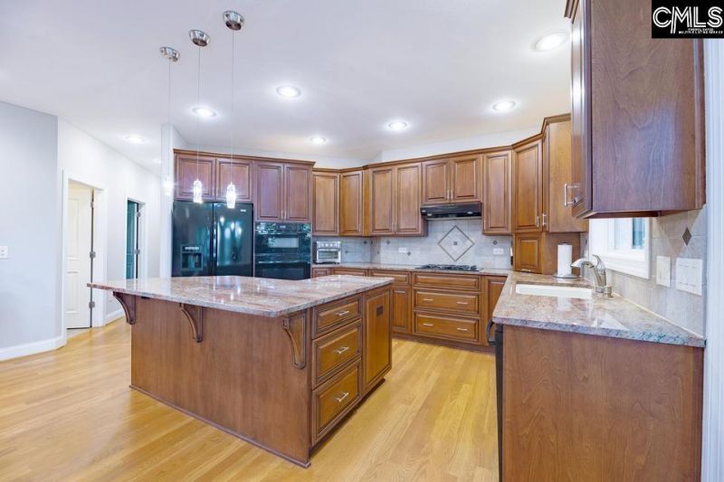 214 Holly Lane  Photo 5