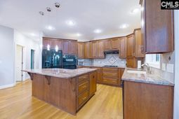 214 Holly Lane  photo 4