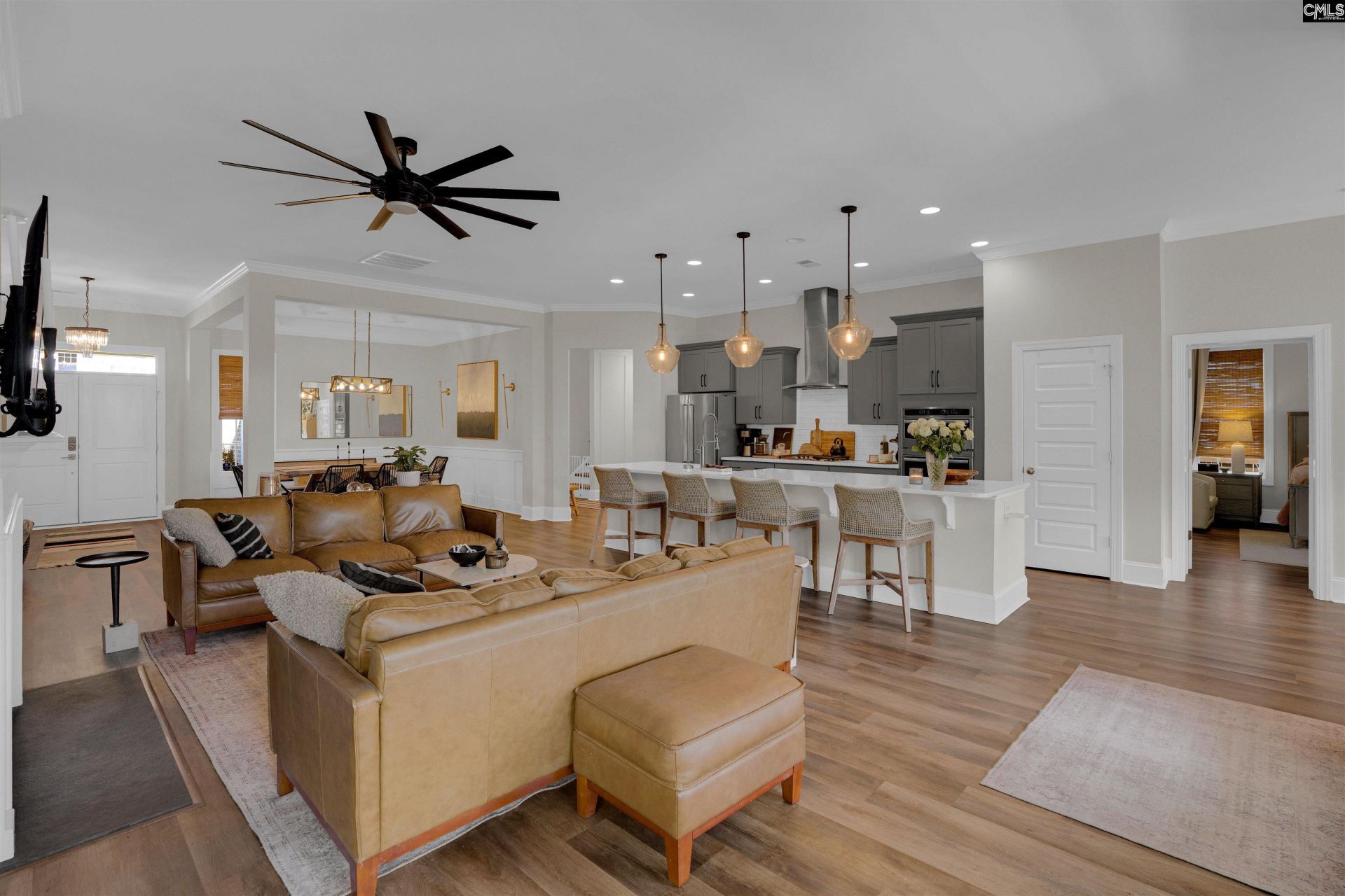 528 Montrose Drive Photo 11