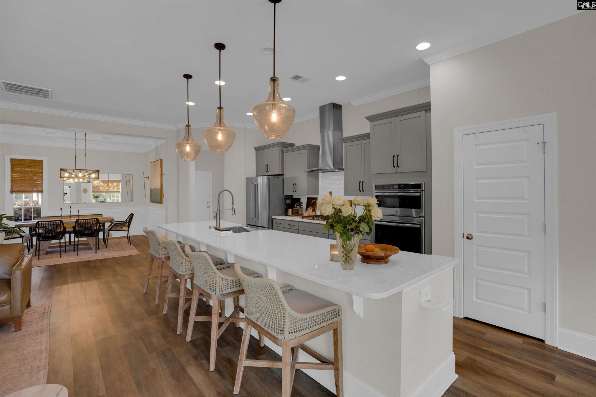 528 Montrose Drive Photo 13