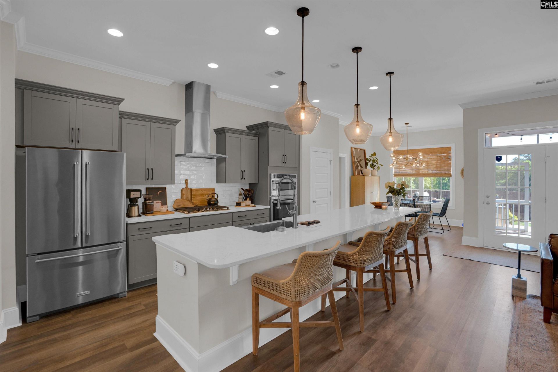 528 Montrose Drive Photo 15