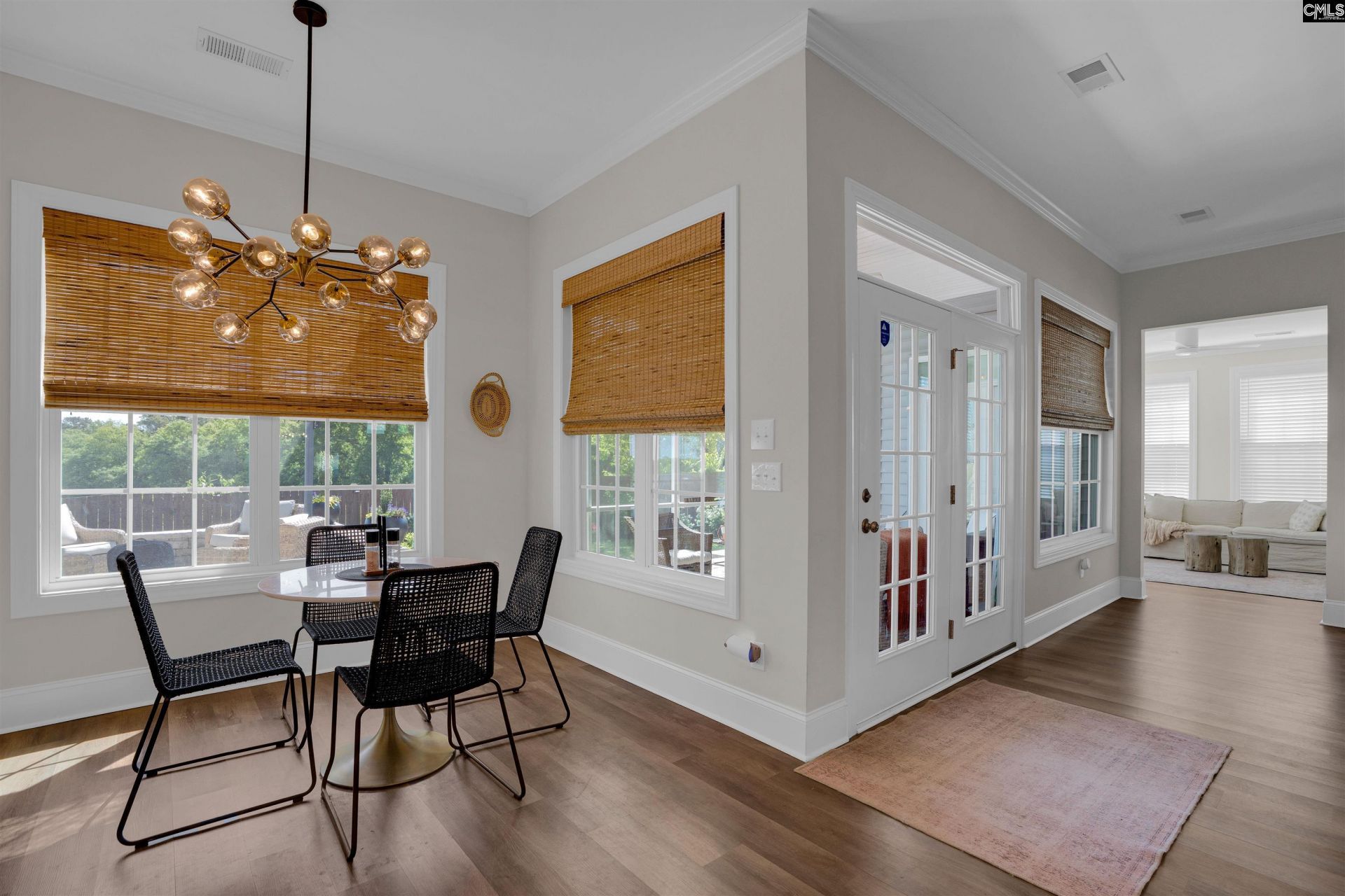 528 Montrose Drive Photo 20