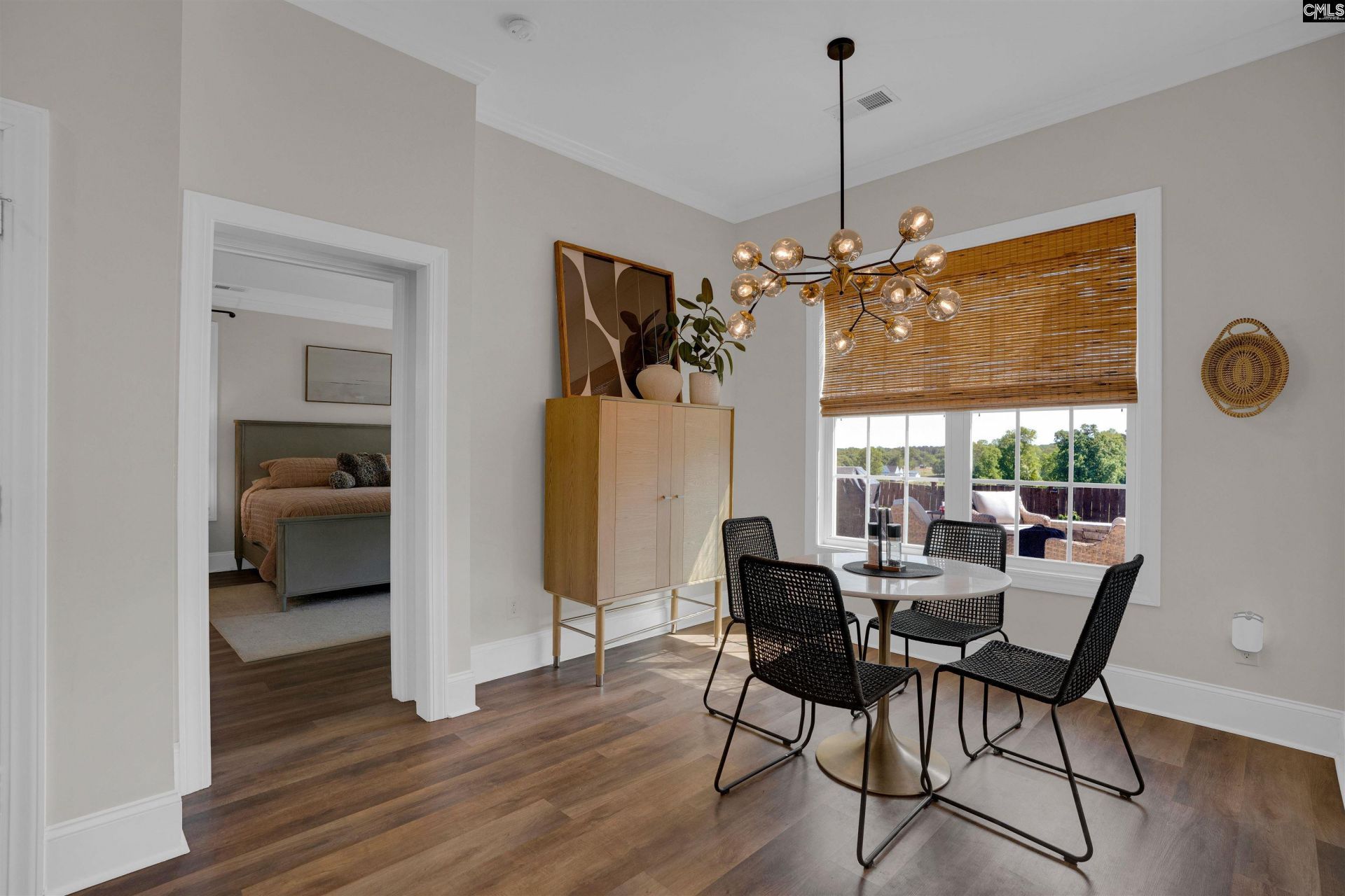 528 Montrose Drive Photo 21