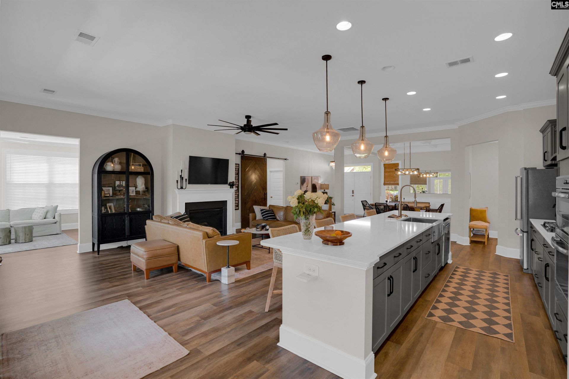 528 Montrose Drive Photo 22