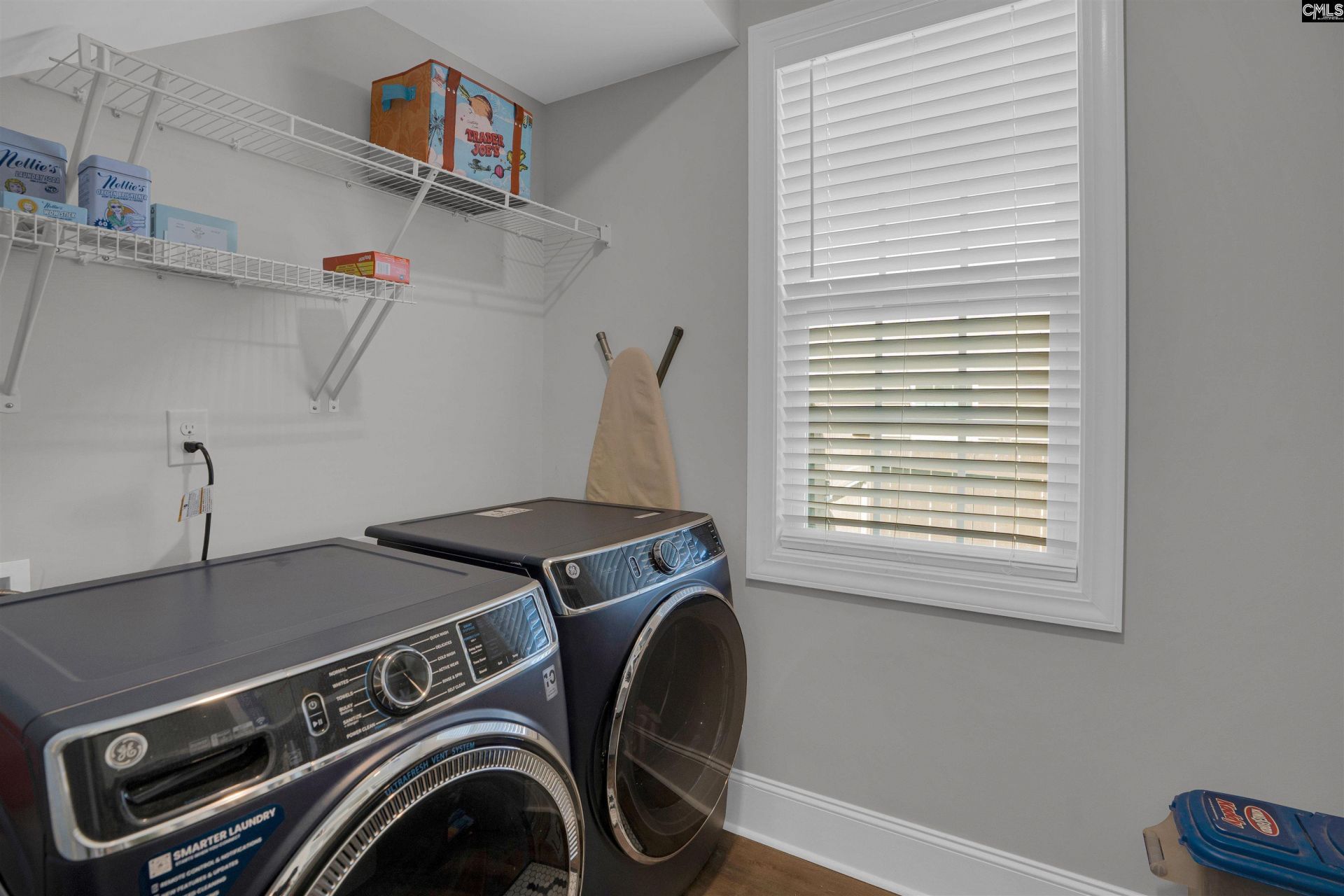 528 Montrose Drive Photo 37