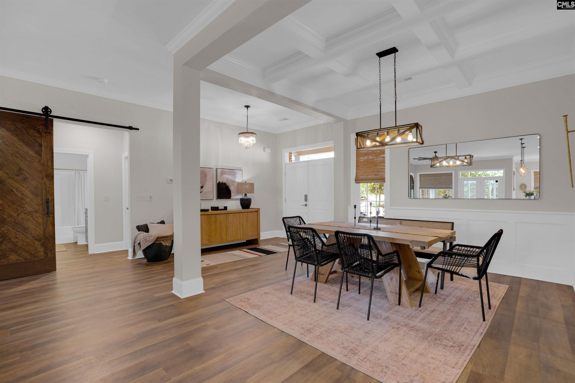 528 Montrose Drive Photo 6