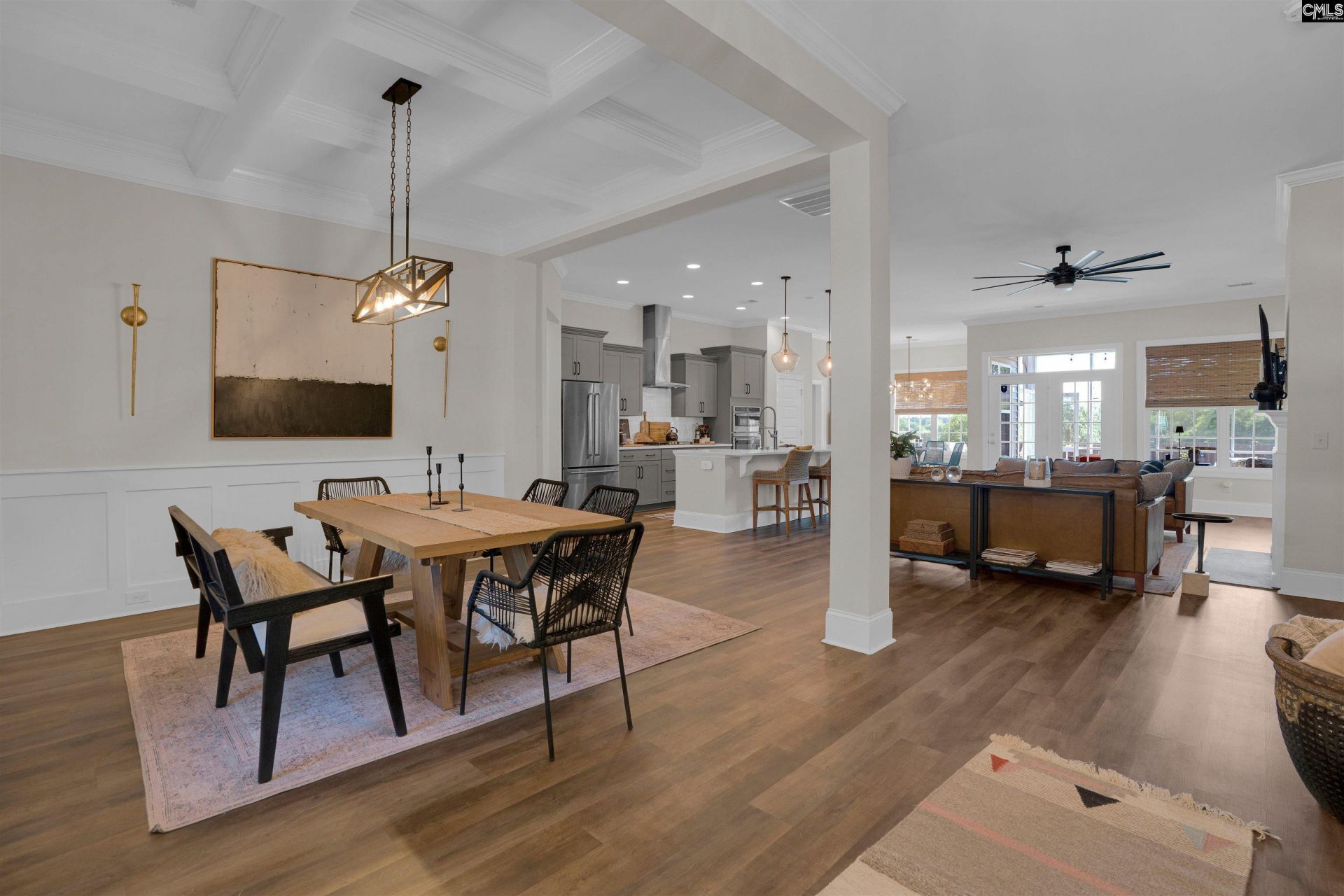 528 Montrose Drive Photo 7