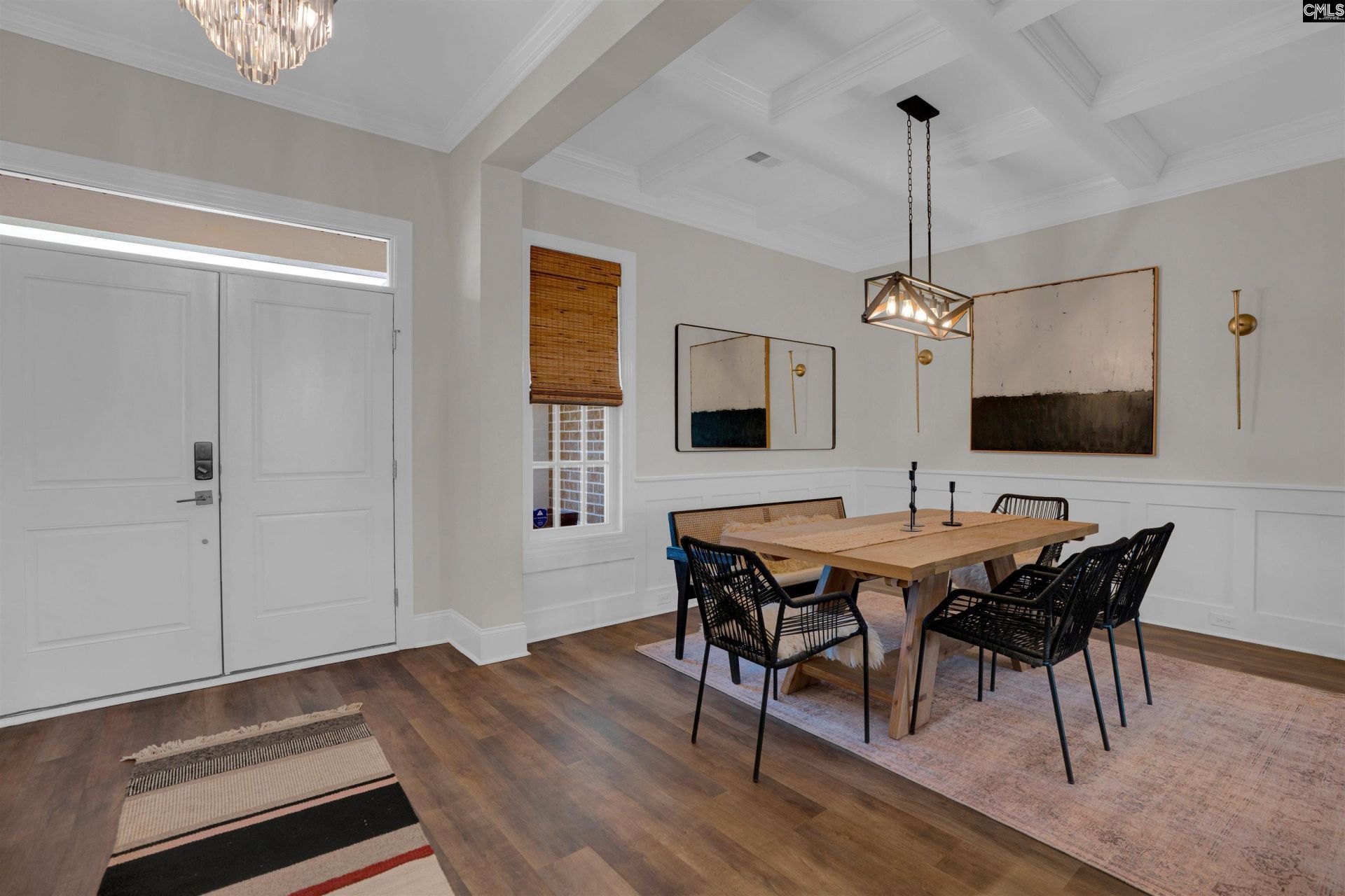 528 Montrose Drive Photo 9